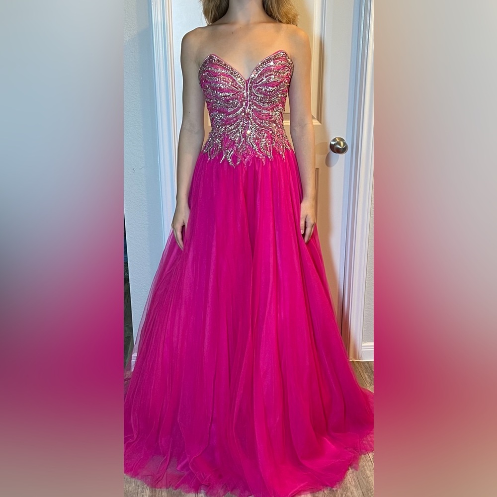 Terani Couture NWT